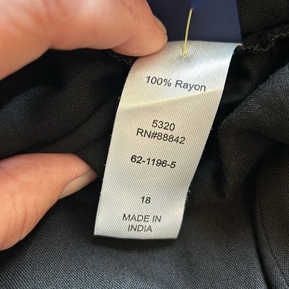 A versatile Maxie summer dress size 18 NWOT - Picture 8 of 8